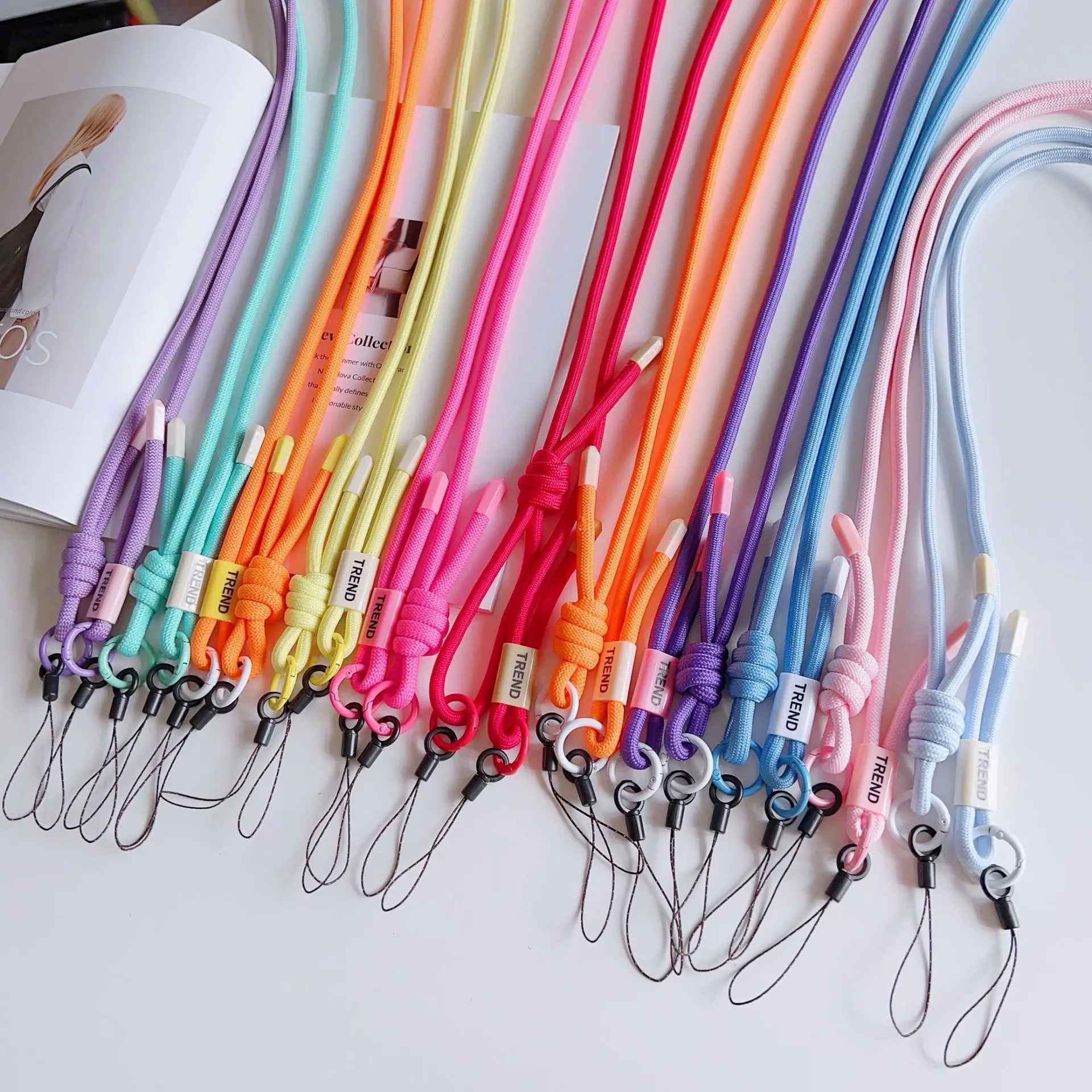Lanière de téléphone universel - Crossbody Lanyard Neck Strap Case avis et prix